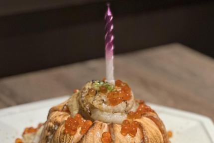 串吧酒食居【2025年】當月壽星出示証件，即招待進口氣泡飲兩杯