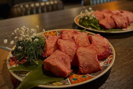 SHOU 炭火燒肉(林口)【2026年2月】當月壽星贈個人份小牛排、伊比利豬玫瑰，二擇一！